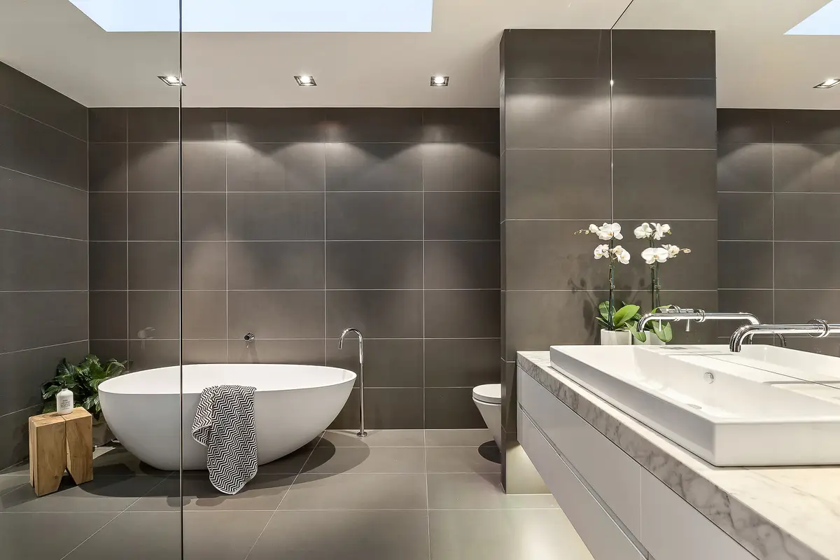 Bathroom Remodeling in Hamilton